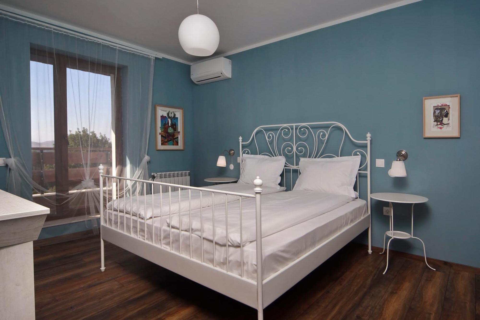 Esterra Vini Guest House Perushtitsa Dış mekan fotoğraf